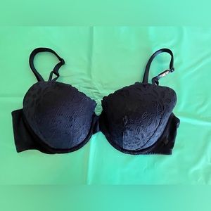 Victoria’s Secret Lightly Lined Bra. Navy Blue. Size 36C. NWT.